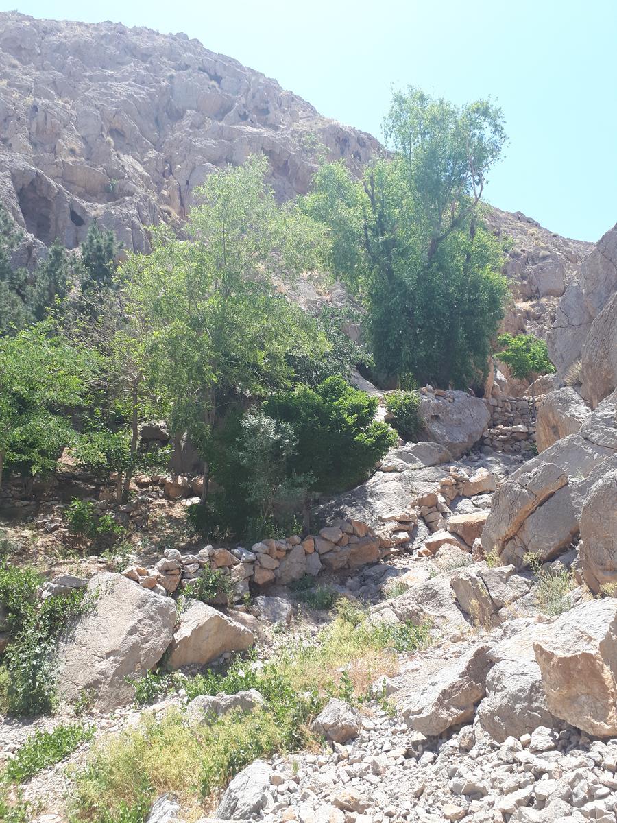 چشمه لادوزخ خمینی شهر