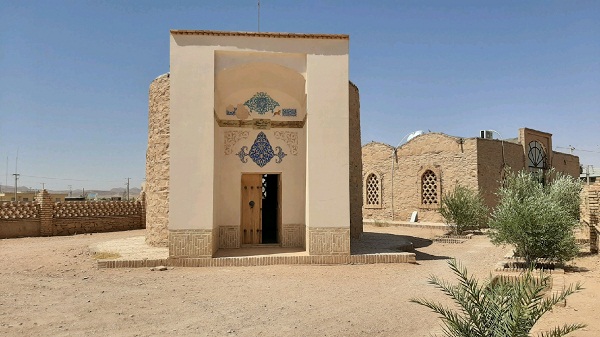 آرامگاه حبیب یغمایی