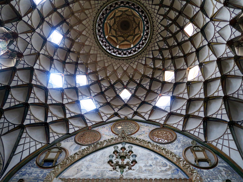 خانه بروجردی ها