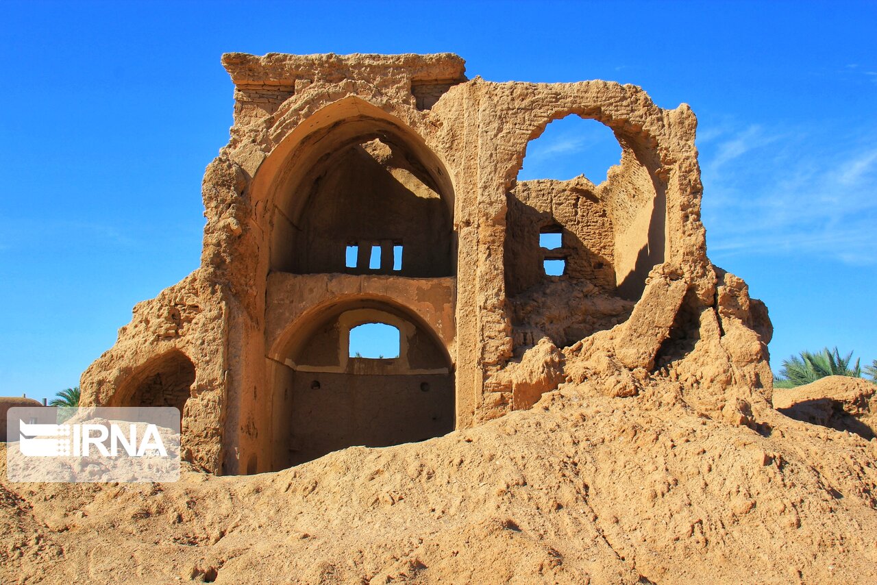 روستای مهرجان خور و بیابانک