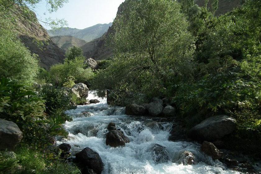 چشمه بابا زرنگ کمه