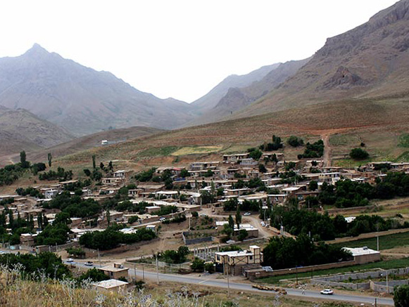 روستای چغیورت فریدون شهر