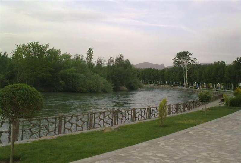 پارک ساحلی سرارود مبارکه
