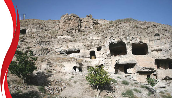 مسجد سنگی روستای چراغیل
