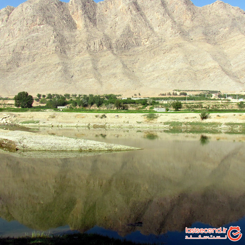 غارهای قلعه بزی مبارکه