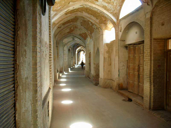 بازار نایین