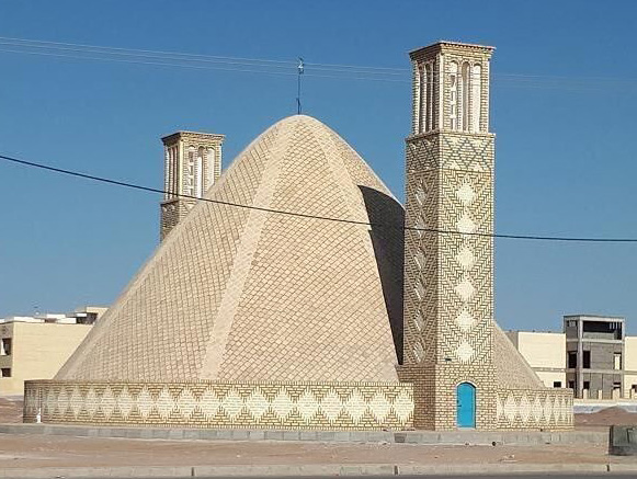 آب انبارهای نایین