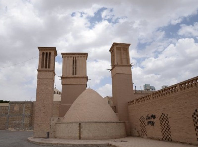 آب انبارهای نایین