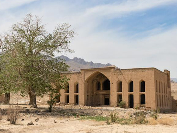 کاخ عباس آباد نطنز