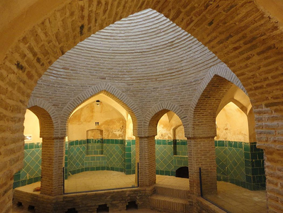 حمام نوقه بادرود