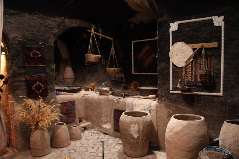 خانه رهگشای بادرود