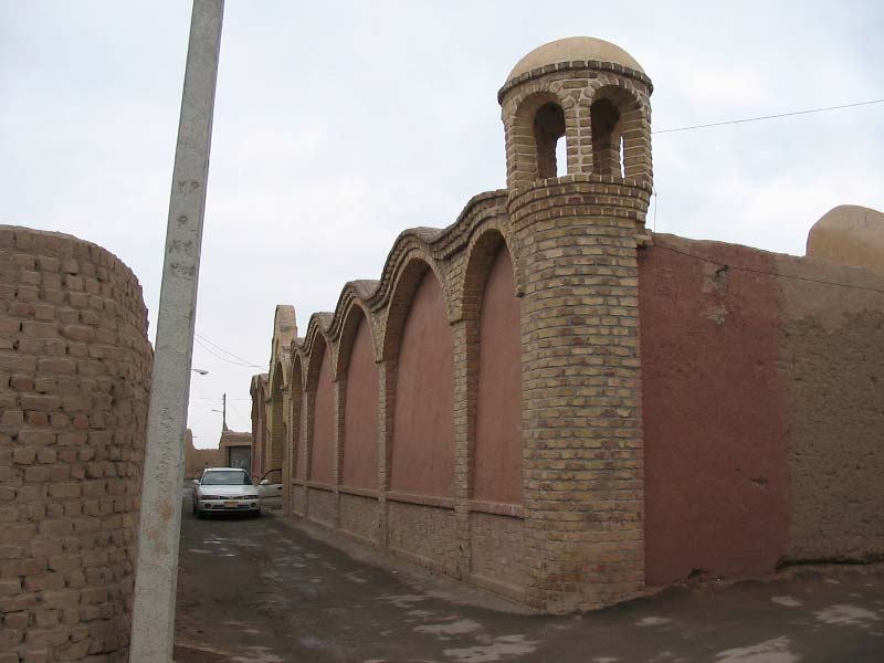 خانه رهگشای بادرود