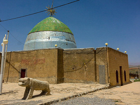 آرامگاه کاوه آهنگر