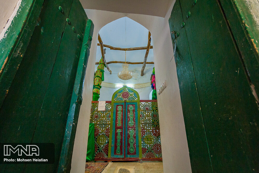 آرامگاه کاوه آهنگر