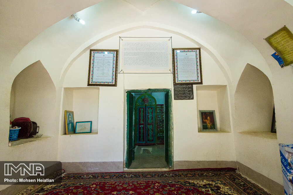 آرامگاه کاوه آهنگر
