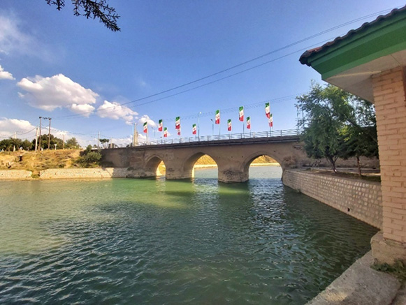 پل قاضی زاهد گلپایگان