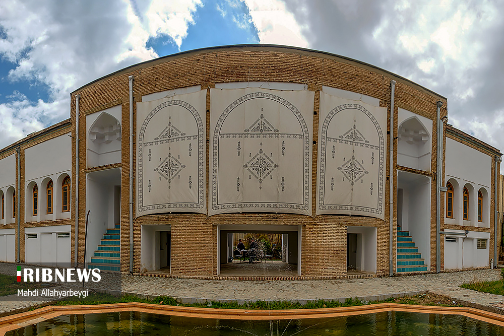 کاخ سلیمانیه کرج