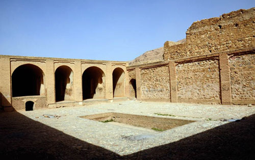 قلعه کنجانچم مهران