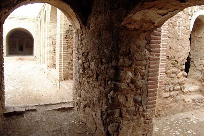 قلعه کنجانچم مهران
