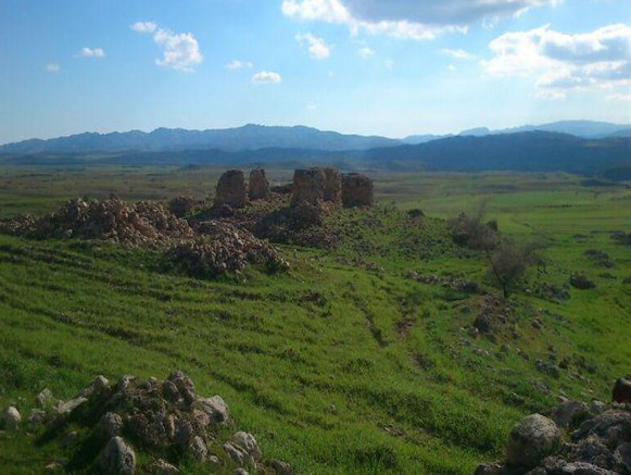 جولیان آبدانان