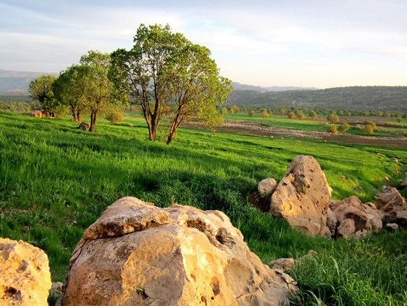 روستای ساتیان ایوان