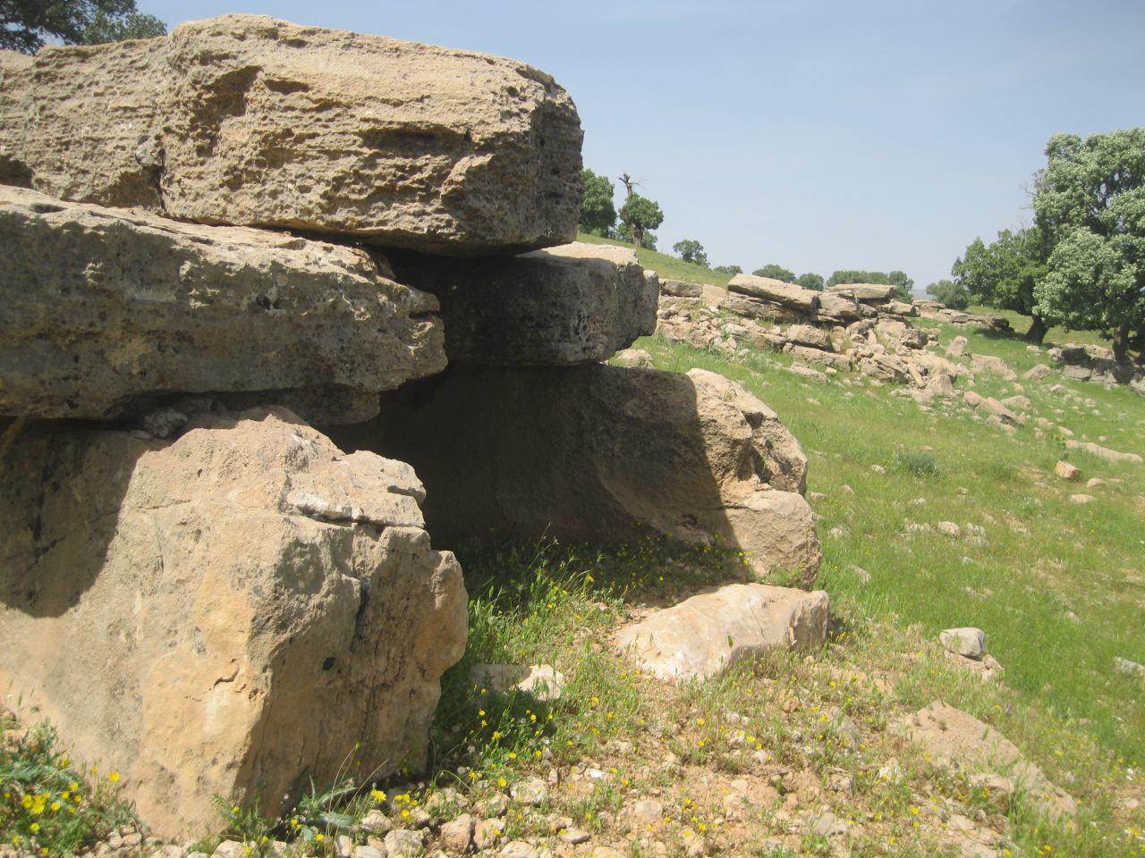 آهنگران قبرستانی باستانی در ایلام