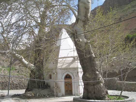 امامزاده حمزه مبارک آباد دماوند