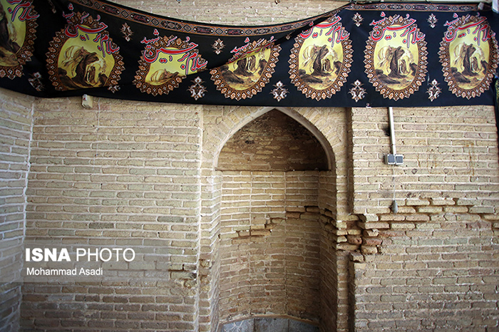 مسجد سرخ ساوه