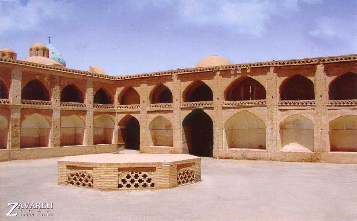 حسینیه بزرگ و کوچک زواره