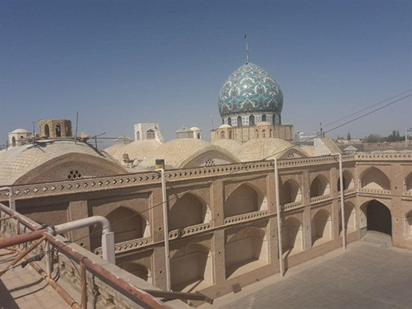 حسینیه بزرگ و کوچک زواره