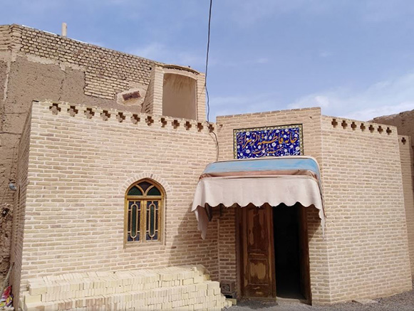 خانه هشت بهشت نیری زواره