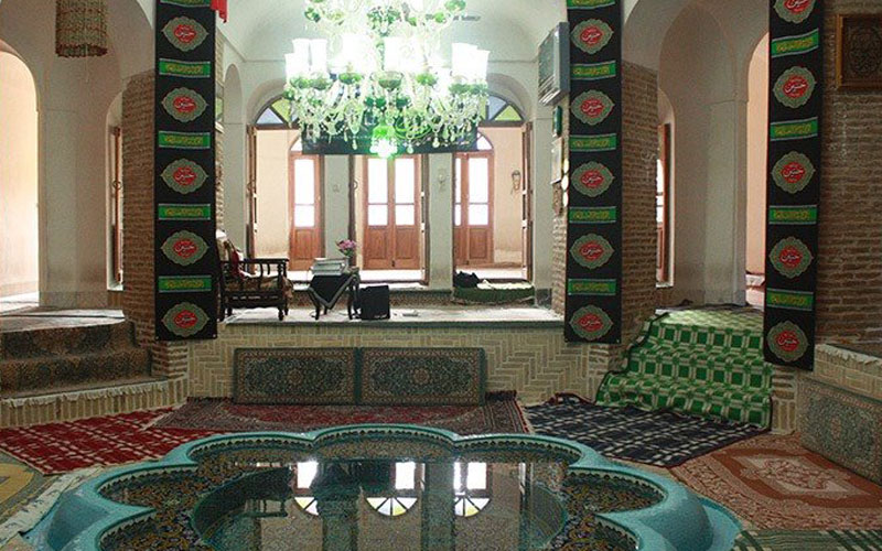 خانه هشت بهشت نیری زواره