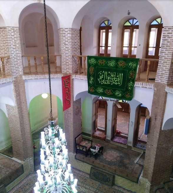 خانه هشت بهشت نیری زواره
