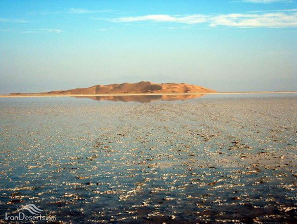 کویر دق سرخ اردستان