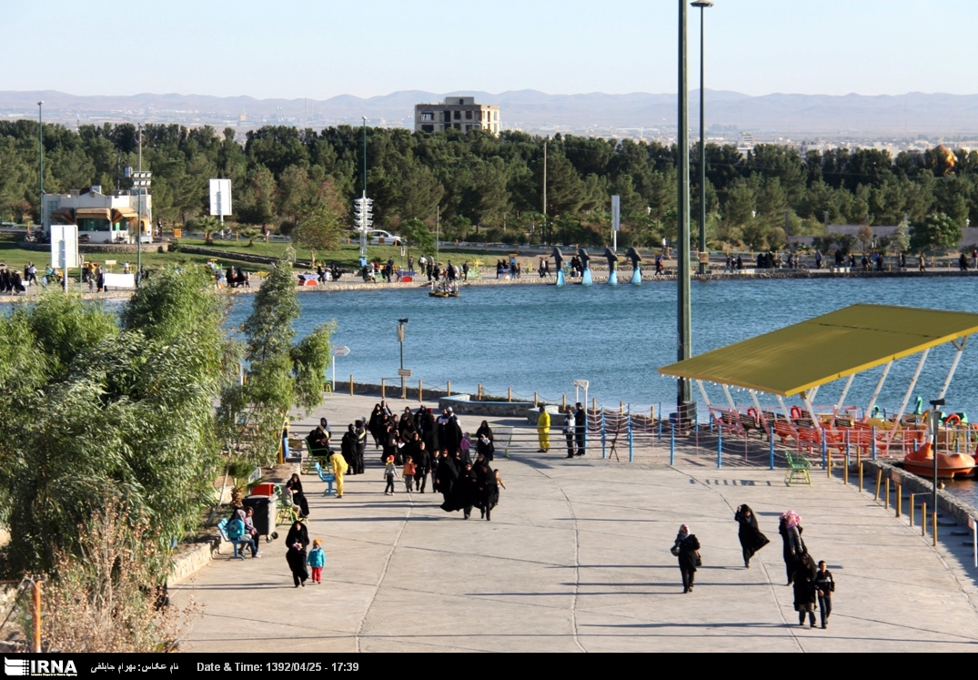 دریاچه تفریحی ساوه