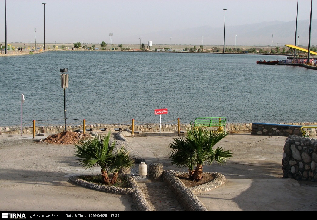 دریاچه تفریحی ساوه