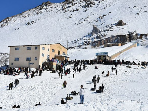 پیست اسکی شازند