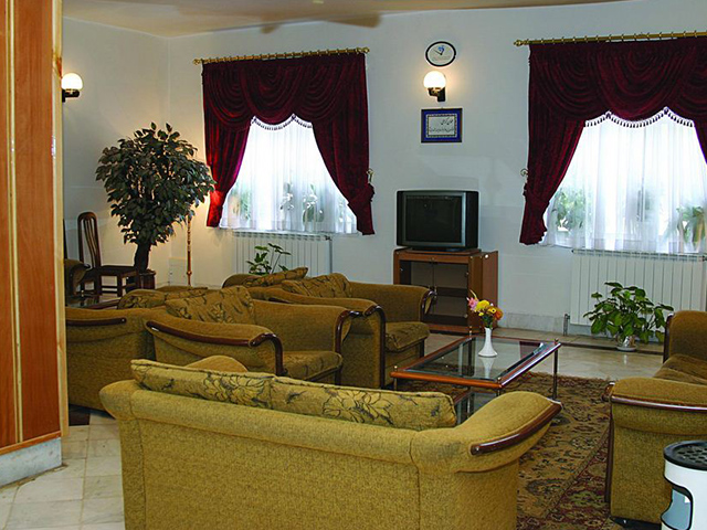 هتل جهانگردی بسطام