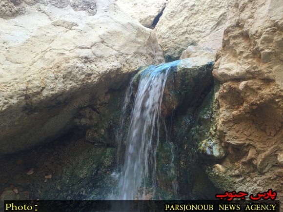 چشمه آبگرم گنوی