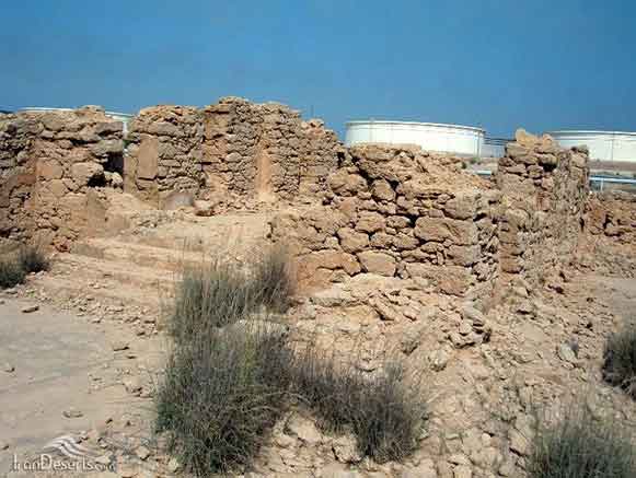 کلیسای نسطوریان خارک