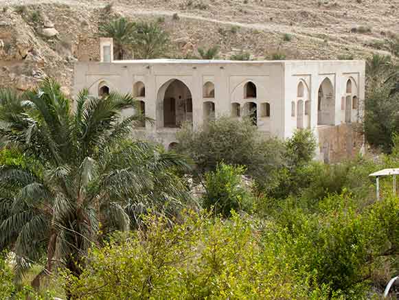 عمارت شیرینه دشتی