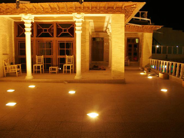 هتل سنتی نیایش شیراز
