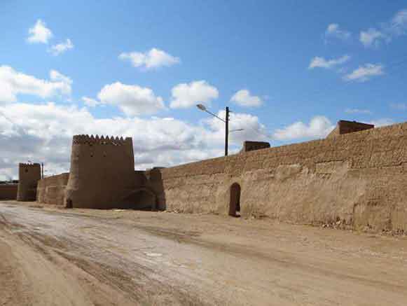 دیوار شهربند بشرویه