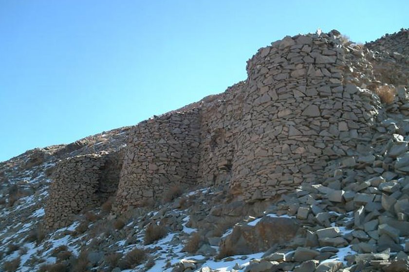 آشنایی با قلعه رستم بنایی که از ساسانیان بازمانده است