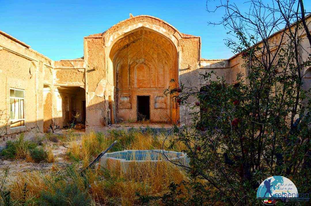 خانه یزدانی سرایان