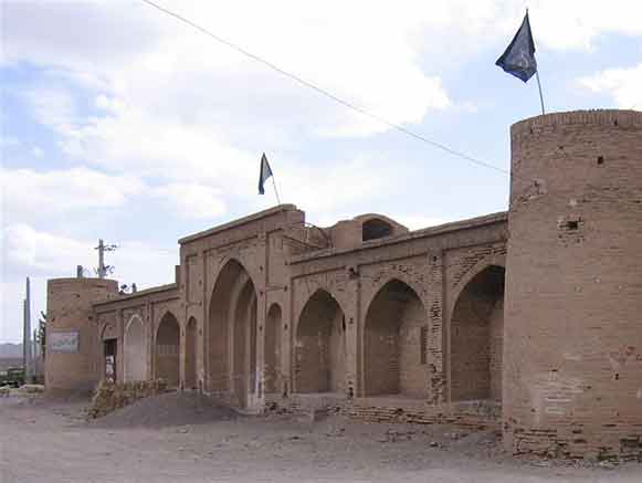 کاروانسرای زین ‌آباد بجستان