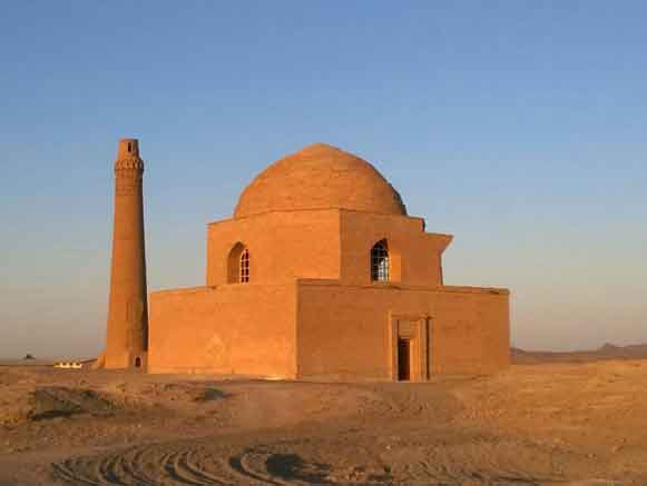 آرامگاه ارسلان جاذب