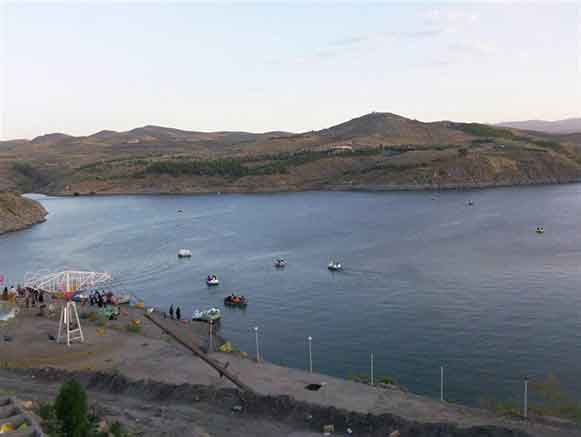 بند گلستان طرقبه