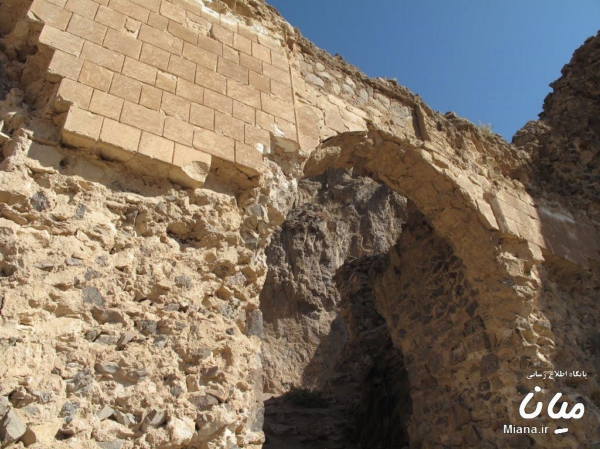 قلعه دختر میانه