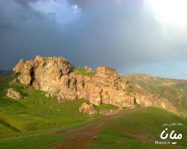 قلعه دختر میانه